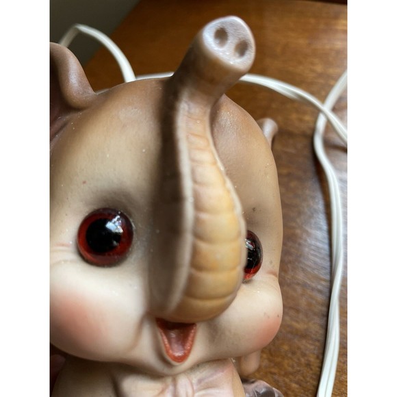 Vintage Josef Originals Ceramic Baby Elephant Pink Bow Night Light Lamp Trunk Up - Picture 8 of 12